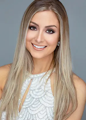 Courtney Kessenich Pageant.jpg